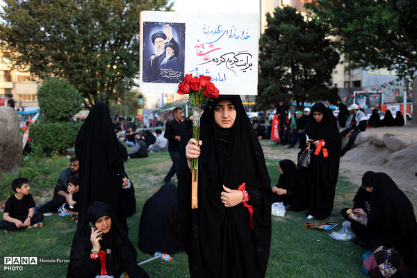 مراسم تشییع پیکر مطهر رهبر شهید انقلاب در تهران - 1
