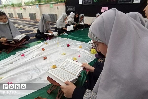 محفلی به وسعت نور در دبستان شهید آقچه‌لو رباط‌کریم