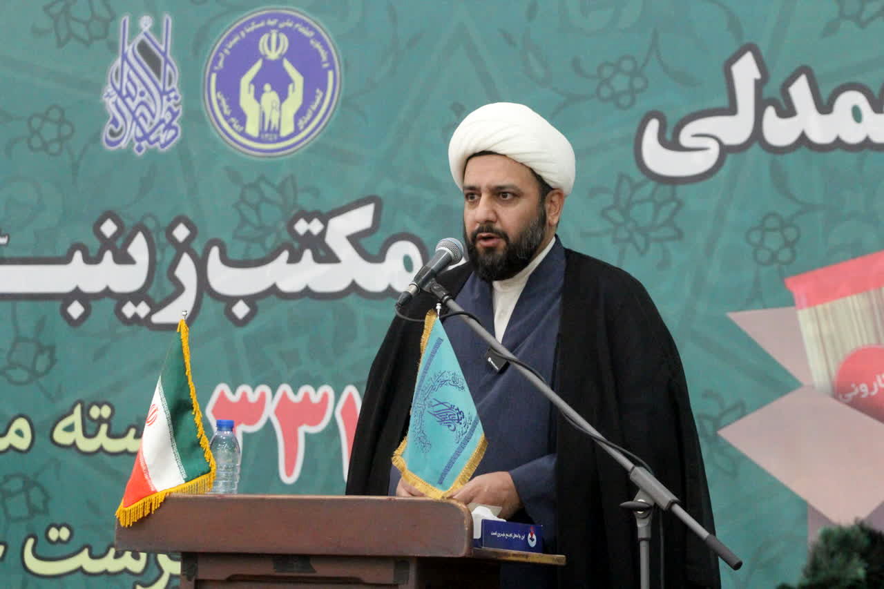 توزیع ۳۳۱۳ بسته حمایتی بین بانوان سرپرست خانوار قم در شب میلاد حضرت زینب(س)