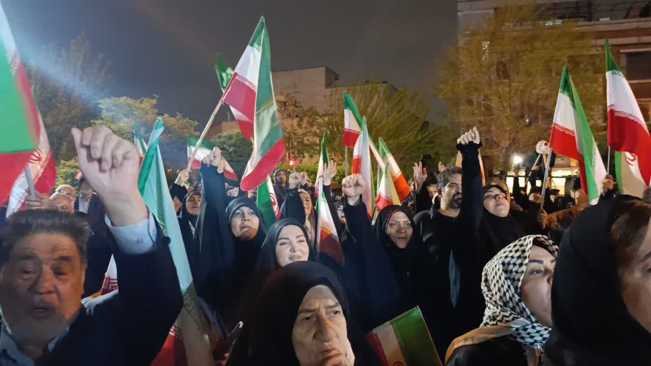 تصاویر ماندگار از تنوع و حضور در همایش‌ها و تجمعات در تهران
