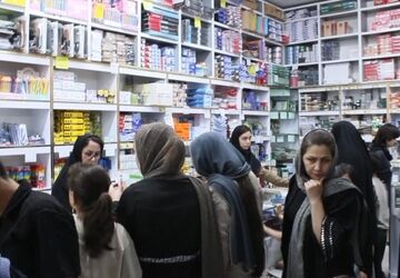 رونق بازار لوازم التحریر در آستانه بازگشایی مدارس 
