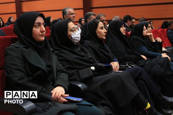 آیین اختتامیه طرح‌ها و برنامه‌های آموزشی بهارستان‌دو