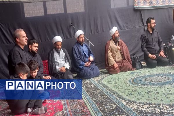 اجتماع بزرگ شیرخوارگان حسینی در شهرستان فاروج 