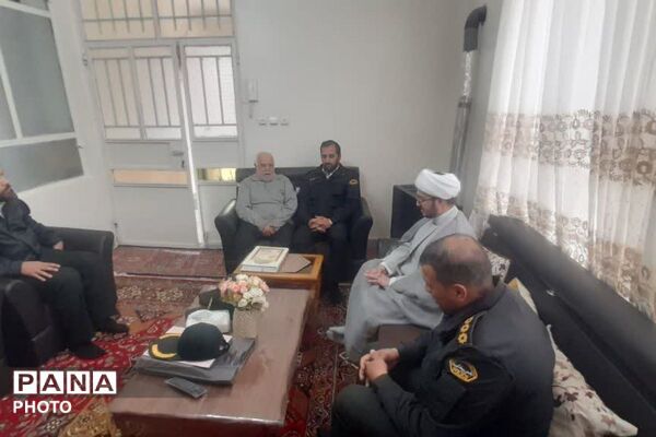 تقدیر فرماندهان ارشد نظامی از صبر خانواده‌های شهدا در آستانه ماه مهمانی خدا