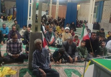 برگزاری مراسم یادواره شهدا در کنار تجمعات مردمی امام‌آباد 