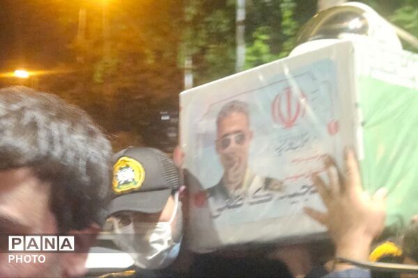 تشییع پیکر خلبان شهید مجید کاظمی در شیراز