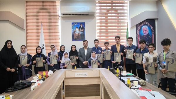تجلیل مدیر آموزش و پرورش شهرستان شاهرود از خبرنگاران فعال پانا
