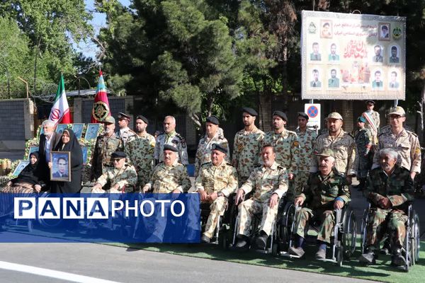 مراسم رژه روز ارتش در شیراز