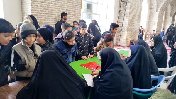 میز خدمت هفته دوم بهمن ماه در نیشابور 