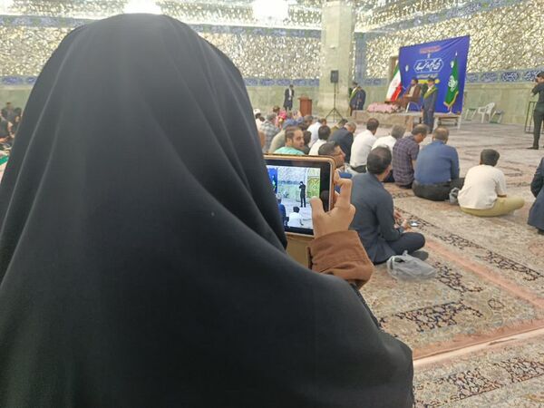 غبارروبی حرم حضرت معصومه(س) با حضور اصحاب رسانه