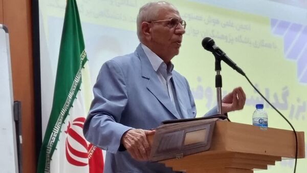 بزرگداشت پروفسور مریم میرزاخانی در دانشگاه آزاد واحد کرج
