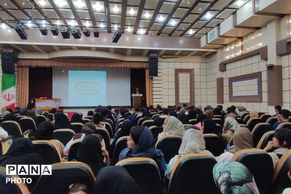 همایش بزرگ شهرستانی هدایت تحصیلی در شهرستان شیروان 