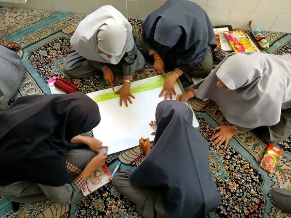 جشن روز کودک در دبستان علمدار تفت
