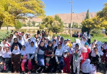 پیاده روی بزرگ دانش آموزان مدارس دخترانه سورمق