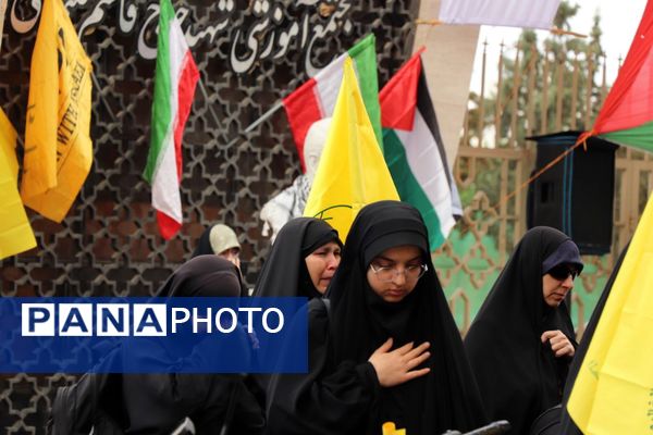 غرش خشم انقلابی دانشجویان دانشگاه آزاد مشهد علیه صهیونیسم و فریاد همبستگی با غزه