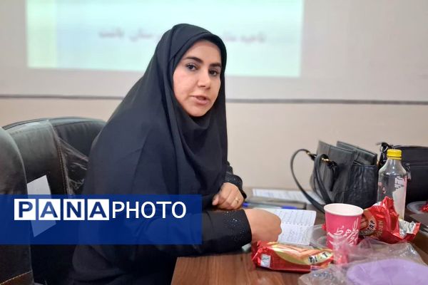 نشست بانوان تأثیرگذار طایفه گرهرگان با محوریت نقش زنان در توسعه اجتماعی و فرهنگی