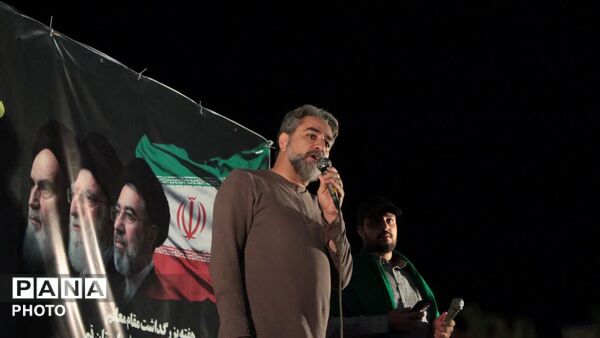 همایش تجدید بیعت معلمان قم با رهبر انقلاب
