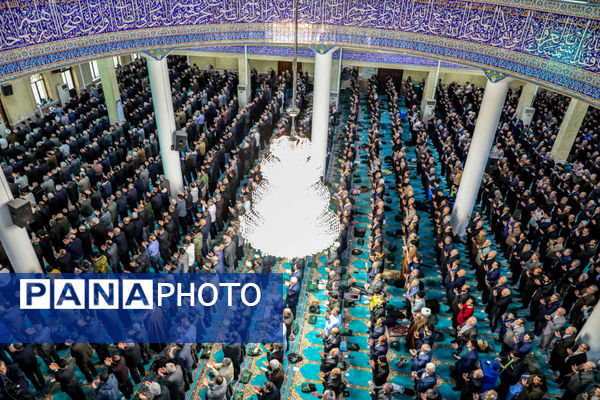 نماز عید فطر در مصلای امام خمینی (ره) ارومیه