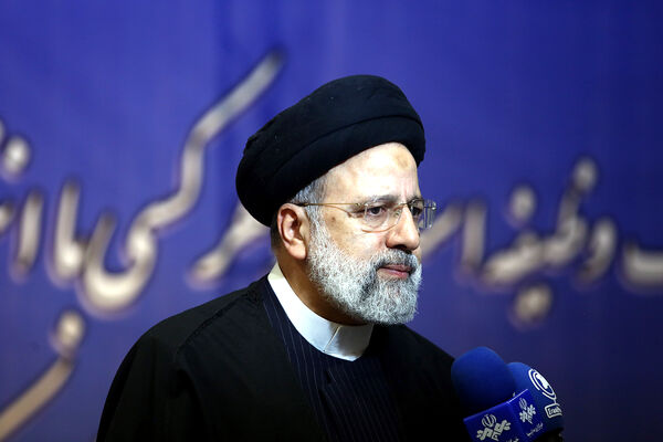 حضور سیدابراهیم رئیسی رئیس‌جمهوری در انتخابات 11 اسفند 1402