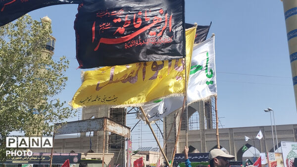 راهپیمایی دلدادگان و جاماندگان اربعین حسینی در شهرستان بیرجند