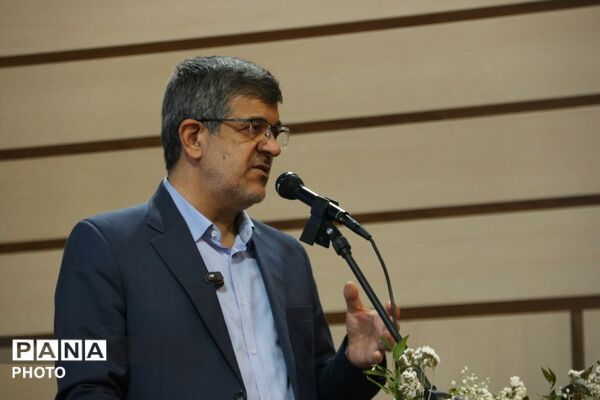 اجلاس مدیران استان یزد در آستانه بازگشایی مدارس