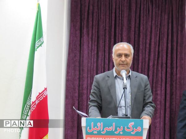 جلسه مدیران مدارس و ناظرین مسابقات خوارزمی در شهرستان خلیل آباد 