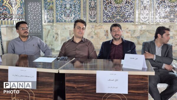میز خدمت؛ پلِ سپیدِ میان درخواست‌ها و دل‌ها