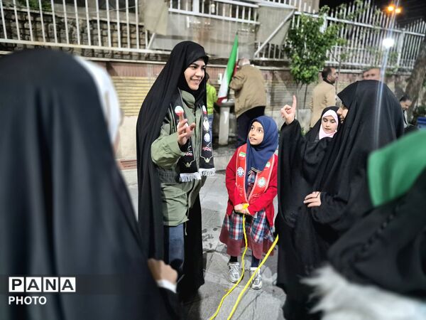 برپایی غرفه فرهنگی سازمان دانش‌آموزی در میدان المپیک