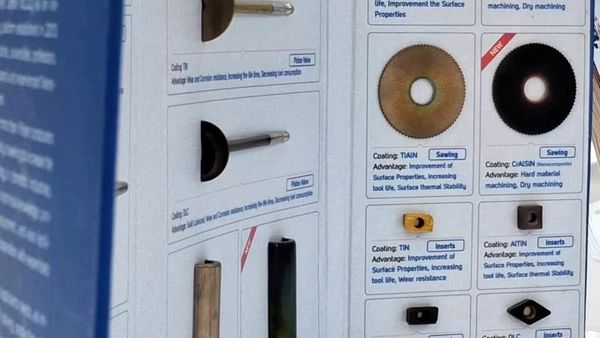 بازدید خبرنگاران‌پانا از نمایشگاه ستاد توسعه فناوری های نانو و میکرو