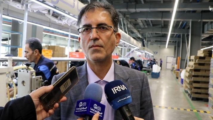 حمایت کامل از کارخانجات فعال و تسریع در احیای مجدد واحدهای متوقف‌شده 