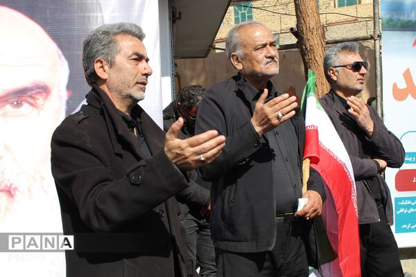 تجمع مردم ولایتمدار شهرستان جاجرم در  میدان امام خمینی (ره) 