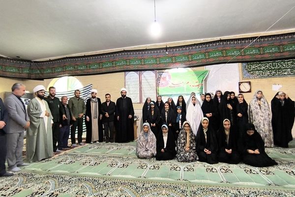 اعتکاف بستری برای تربیت معنوی و تقویت هویت دینی دانش‌آموزان است