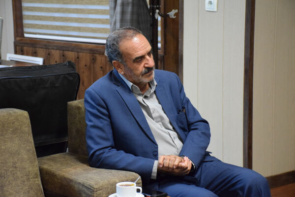 نشست جمع‌بندی طرح نهضت ملی مدرسه‌سازی در تربت‌حیدریه 