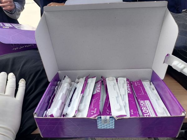 وارنیش فلوراید برای دانش آموزان دبستان ناهید نخودی 