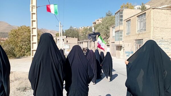 ۱۳ آبان؛ روایت ایستادگی نسل‌ها در مارکده