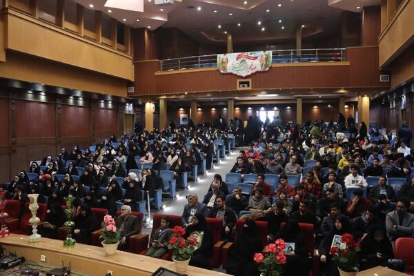 یادواره شهدا در فرهنگسرای مصلی‌نژاد ناحیه ۶ مشهد