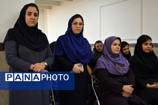 مدرسه حکمت میزبان هفته کتابخوانی