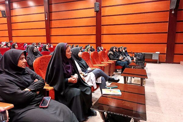برگزاری کارگاه توانمندسازی مربیان پیش‌دبستانی در بهارستان‌۲