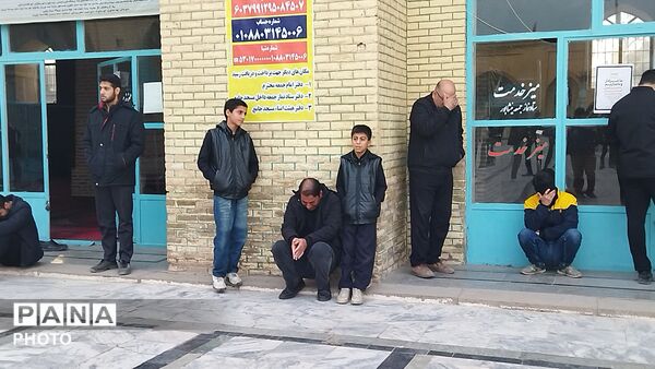 شهر نیشابور مشکی پوش شد ـ ۱ 