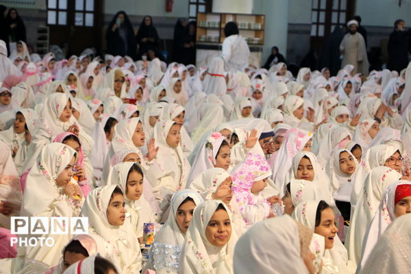 جشن تکلیف دختران؛ گامی معنوی در مسیر آرمان‌های تربیتی