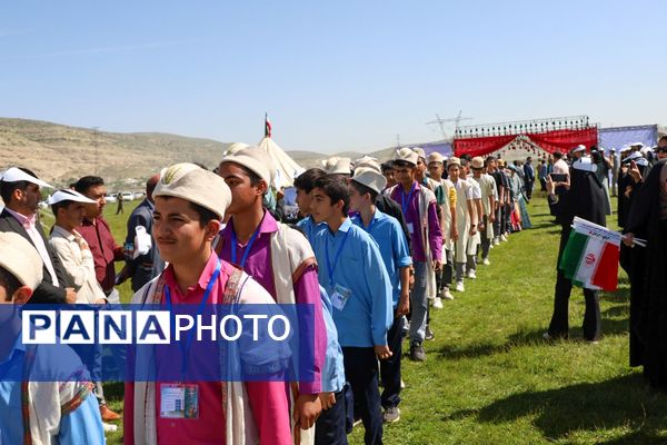 آغاز جشنواره بزرگ تربیتی، ورزشی و آموزشی ویژه دانش‌آموزان و فرهنگیان عشایر استان فارس