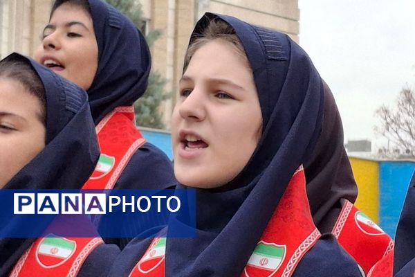 جشن ولادت منجی، در مدرسه مریم بهارستان دو