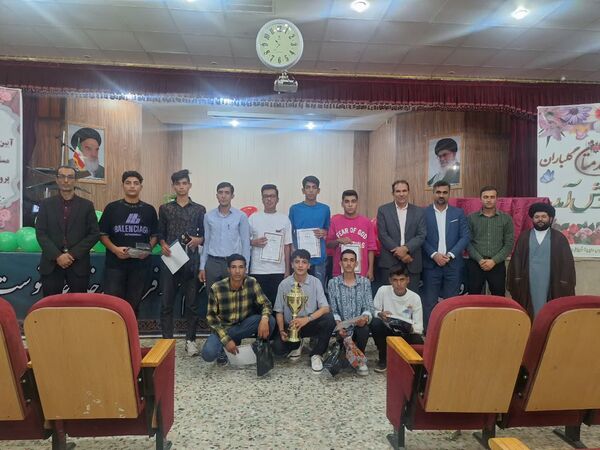 جشن باشکوه تجلیل از 400 نفر برتر حوزه پرورشی و تربیت‌بدنی در شهرستان بختگان