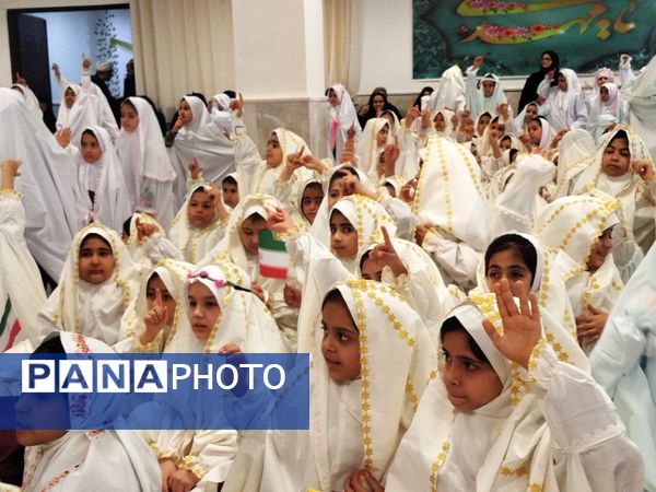 جشن تکلیف برای ۳۶۰ دانش‌آموز پایه سوم شهرستان فاروج