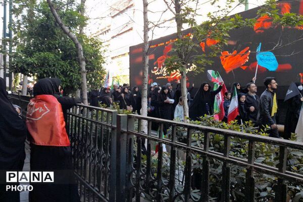 مراسم چهلمین روز شهادت رهبر شهید 