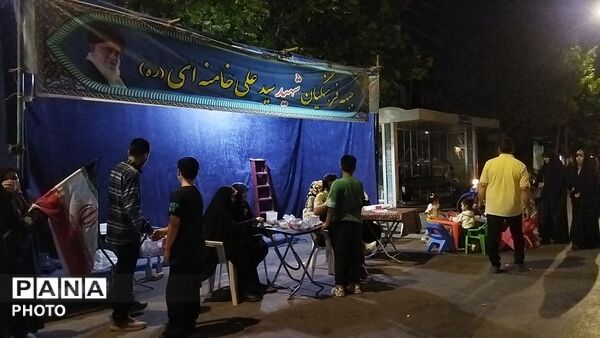 موکب جبهه فرهنگیان نیشابور در صد و چهارمین شب از اجتماعات مردمی 