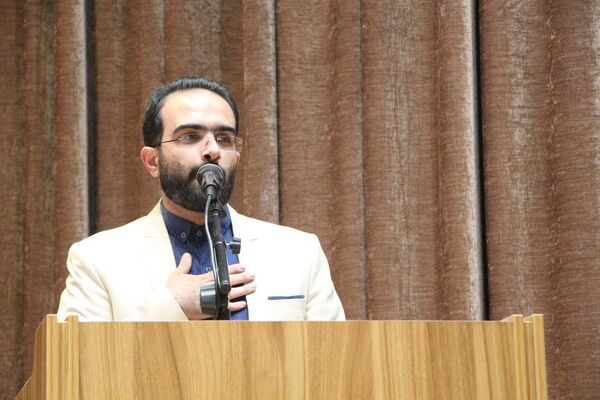 رونمایی از مستند علی نفتی دفاع مقدس در یزد