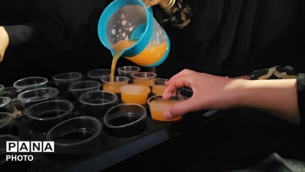 موکب سازمان دانش‌آموزی حاجی‌آباد؛ میعادگاهِ خدمت به جاماندگانِ اربعین