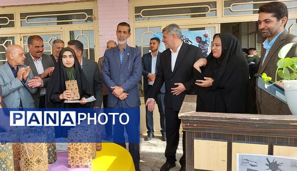 برگزاری جشن جوانه‌ ها در مدرسه حضرت سکینه (س)