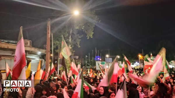 پنجاه وهشتمین شب حضورحماسی وباشکوه ،مردم شهرستان کوهدشت